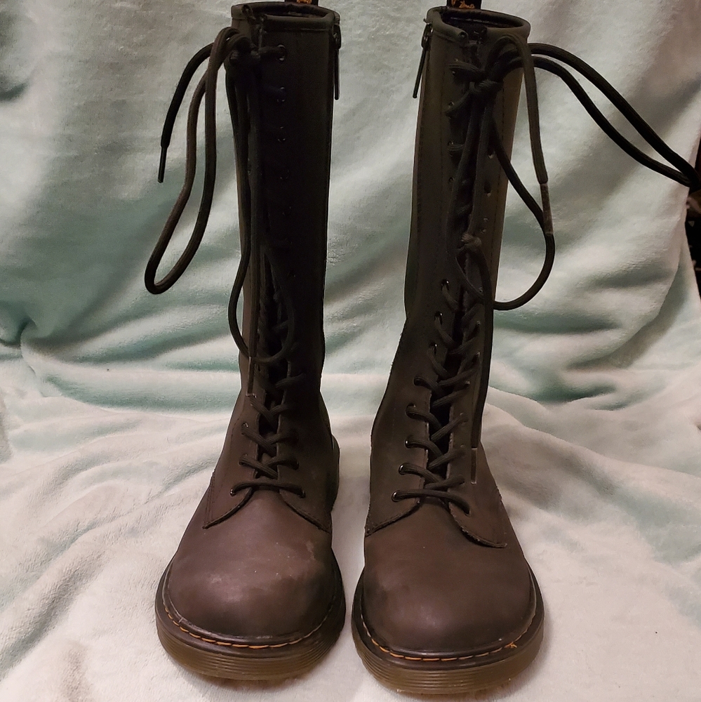 Dr. Martens 1914Y Youth Size 6